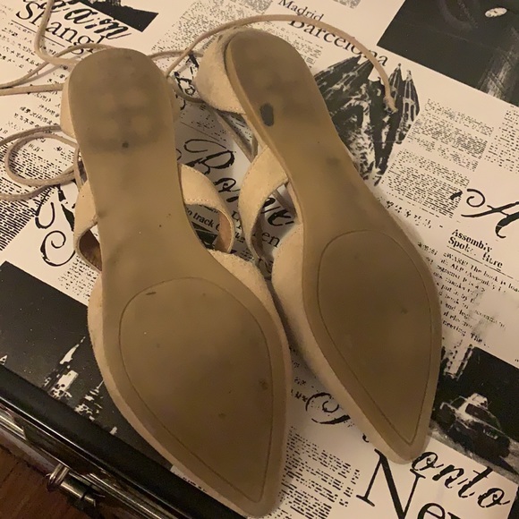 Steve Madden Lace Up Pointed Toe flats - Picture 2 of 3